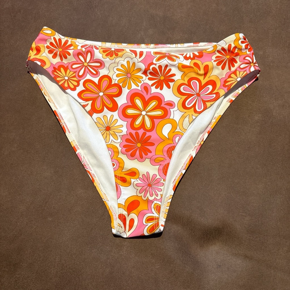 Women’s NWOT Boho Floral Bikini Bottoms 1X